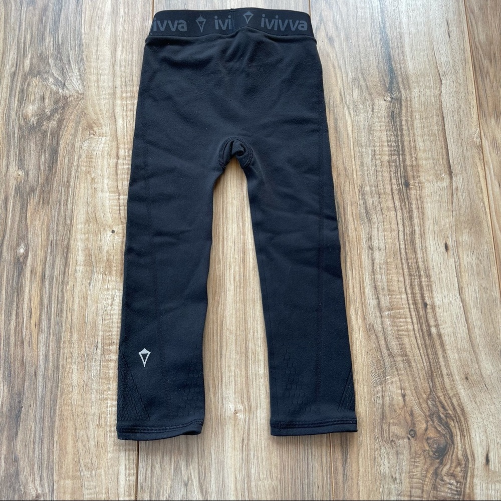 Ivivva by lululemon girls 7/8  leggings size 6